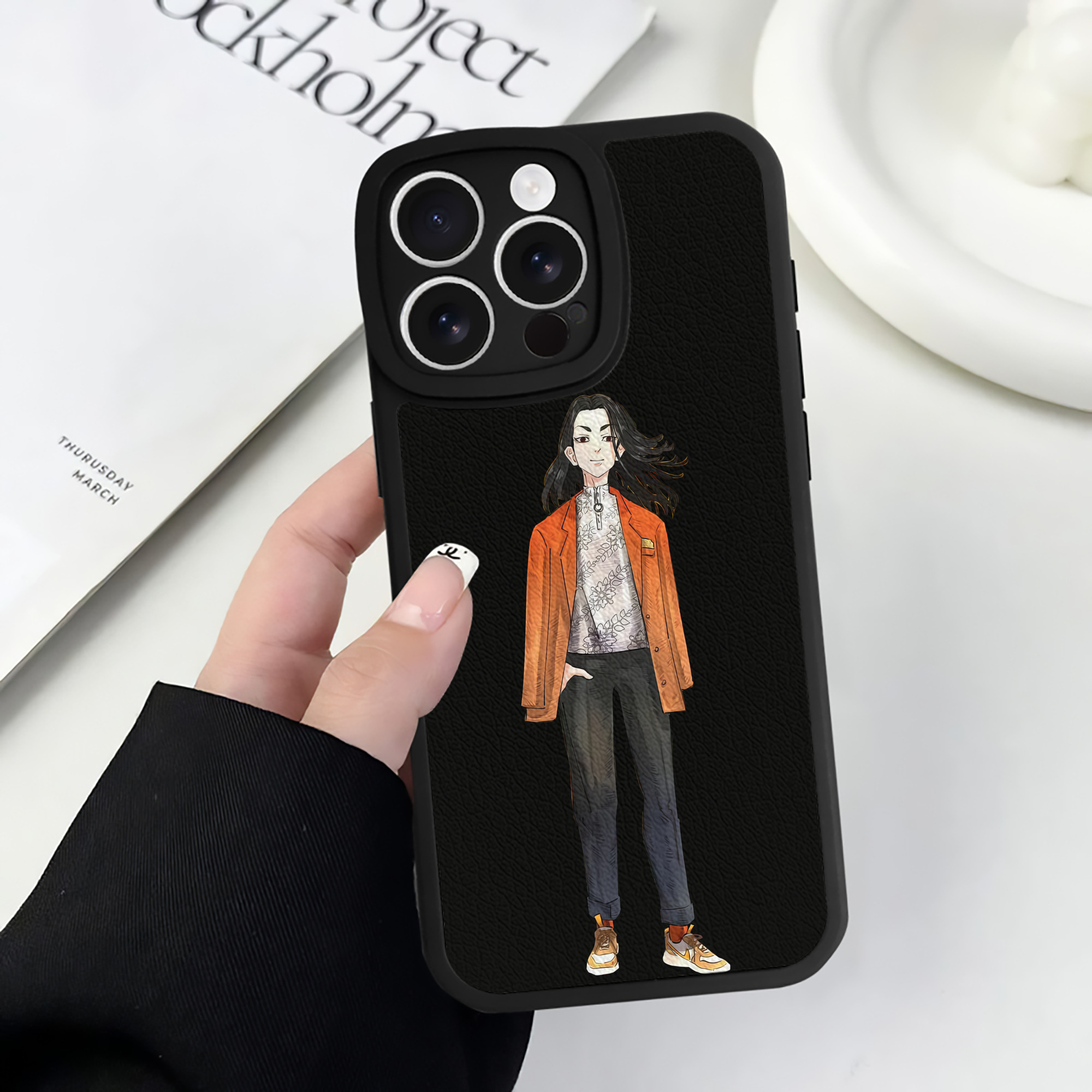 （画像用） 東京リベンジャーズ Tokyo Revengers 【iPhone 16シリーズ対応】シリコンスマホケース（レザー調） 材質：シリコン